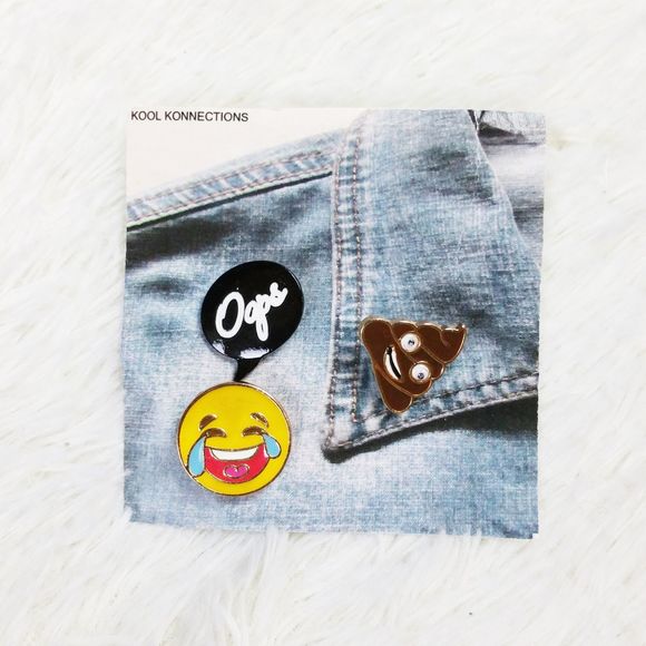 Kool Konnections Enamel Pins Emojis 5 PC Set NEW - Picture 2 of 8